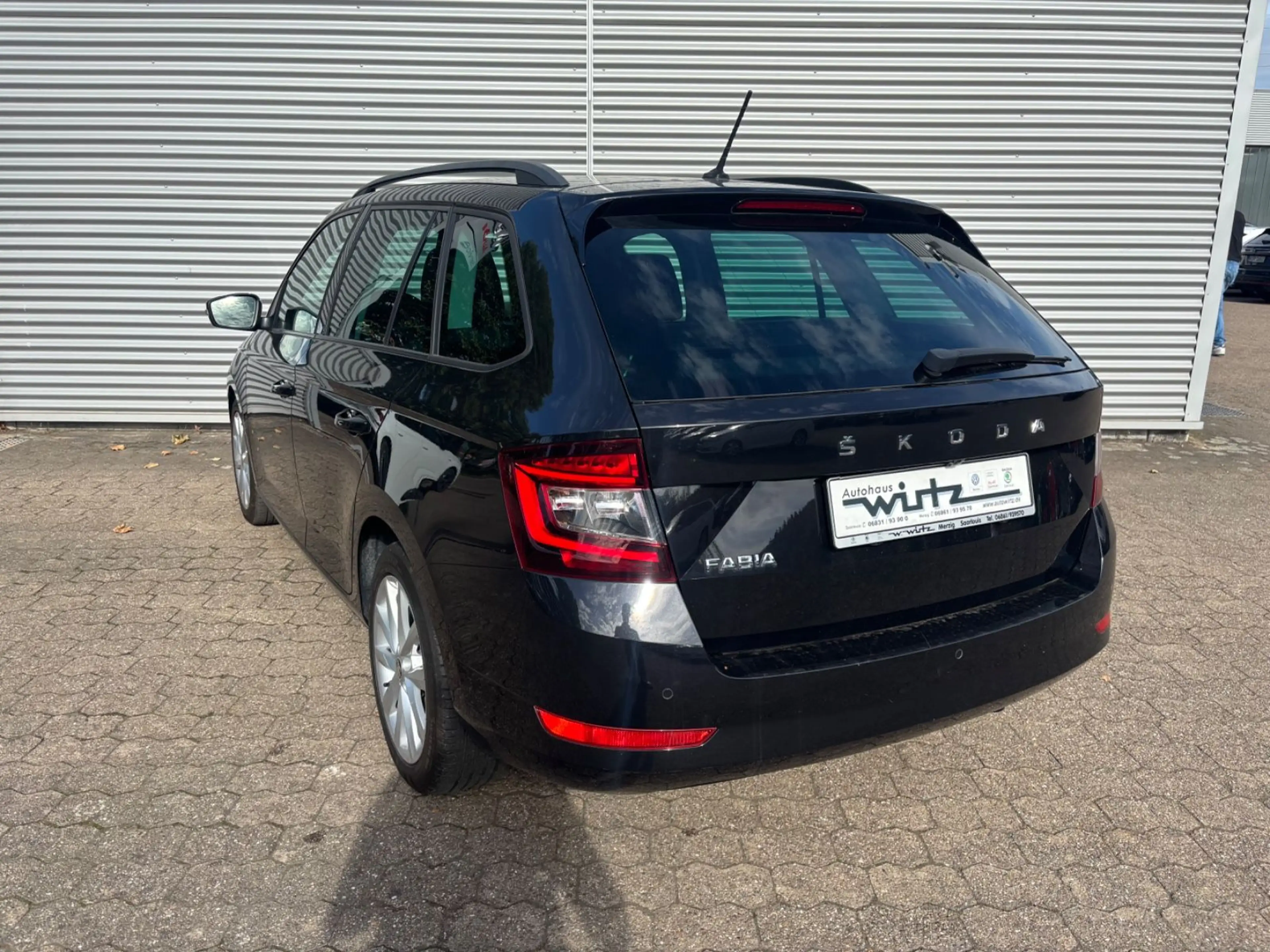 Skoda Fabia Combi 1.0TSI Style — photo 5