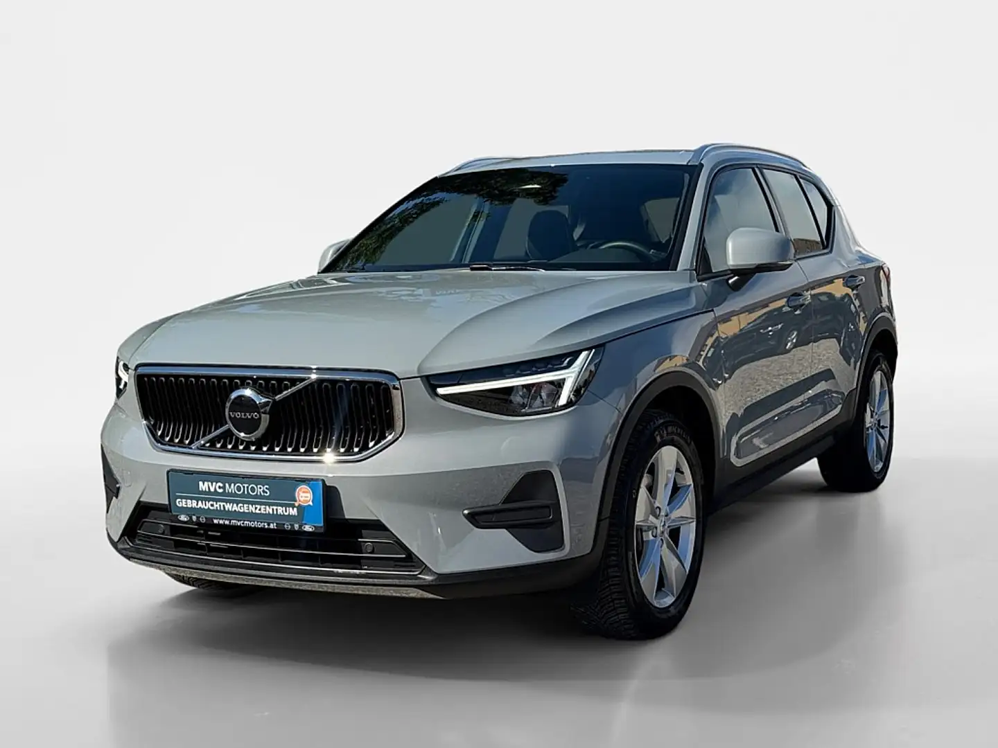 Volvo XC40 B3 Core Aut. Grau - 1