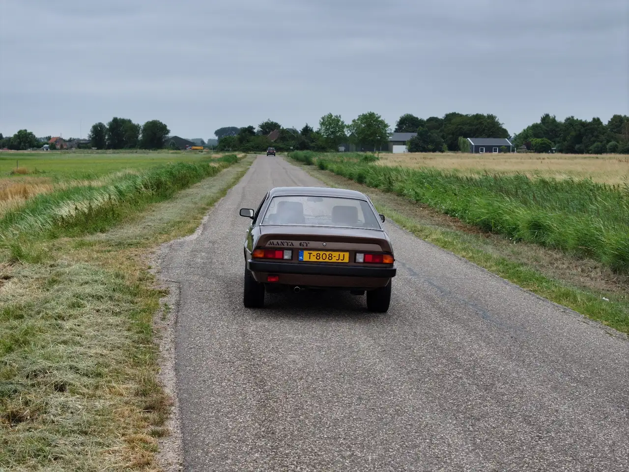 Opel Manta 1.6S, foto 6
