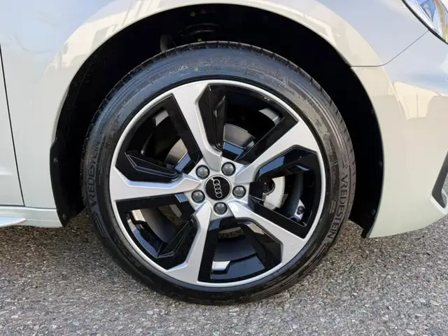 Audi A1 view 9