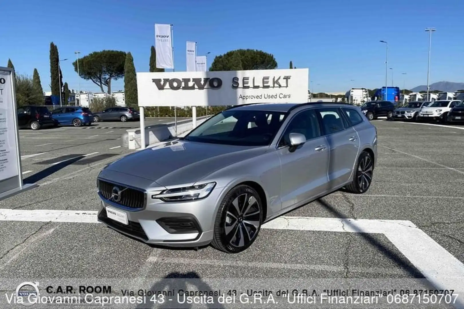 Volvo V60 B4 (d) Geartronic Momentum Business Pro Silber - 1
