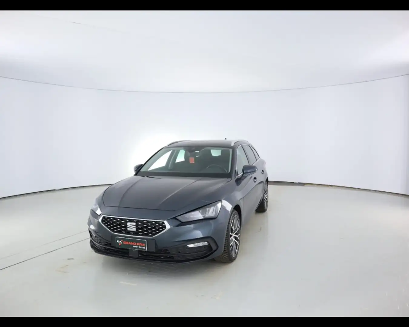 SEAT Leon Sportstourer 1.5 eTSI 150 CV DSG Xcellence Grigio - 2