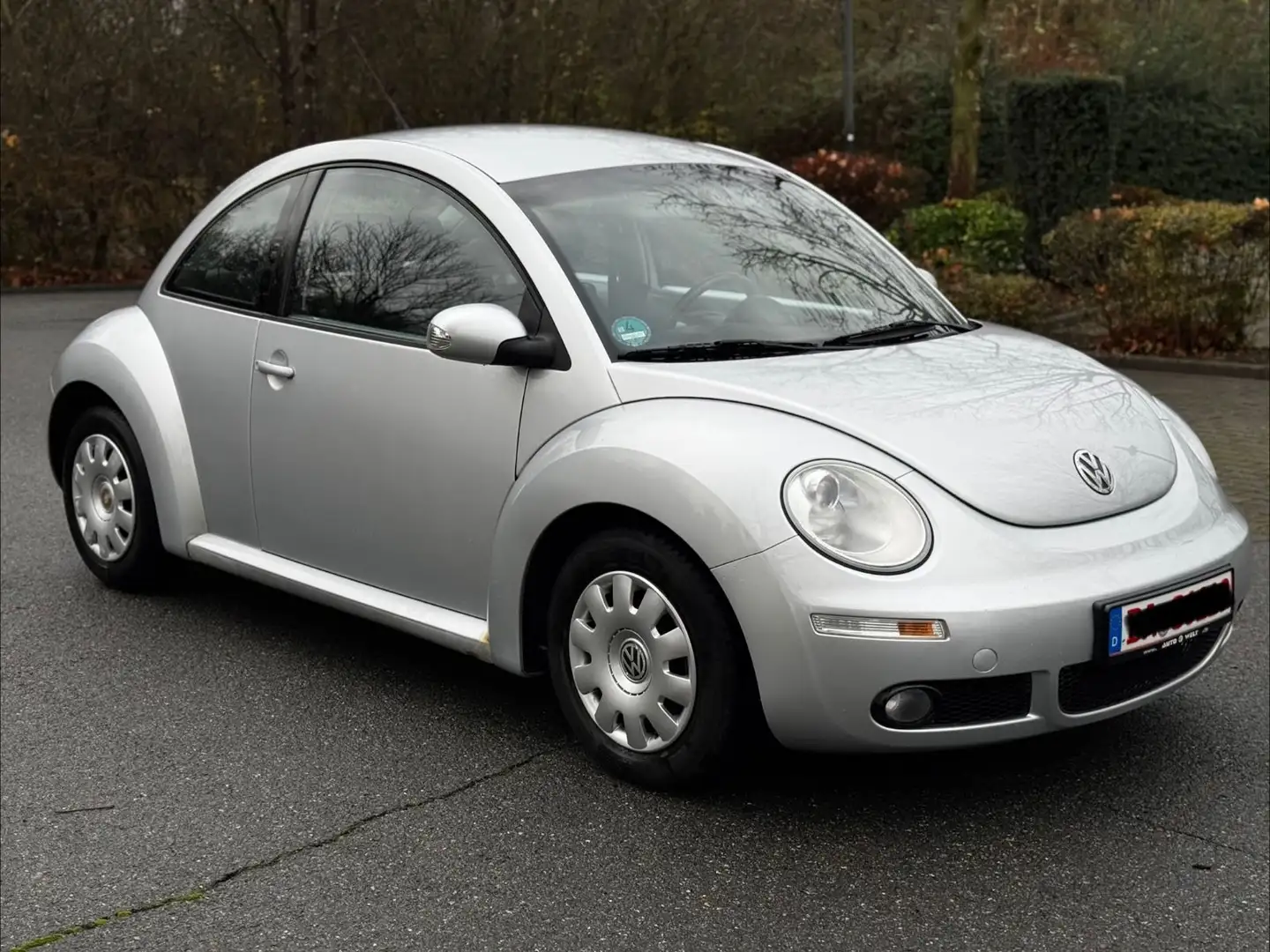 Volkswagen New Beetle Lim. 1.8 Turbo Silber - 1