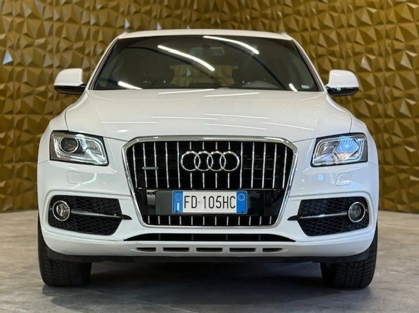 Audi Q5 Q5 2.0 tdi Sline quattro 190cv s-tronic Bianco - 1