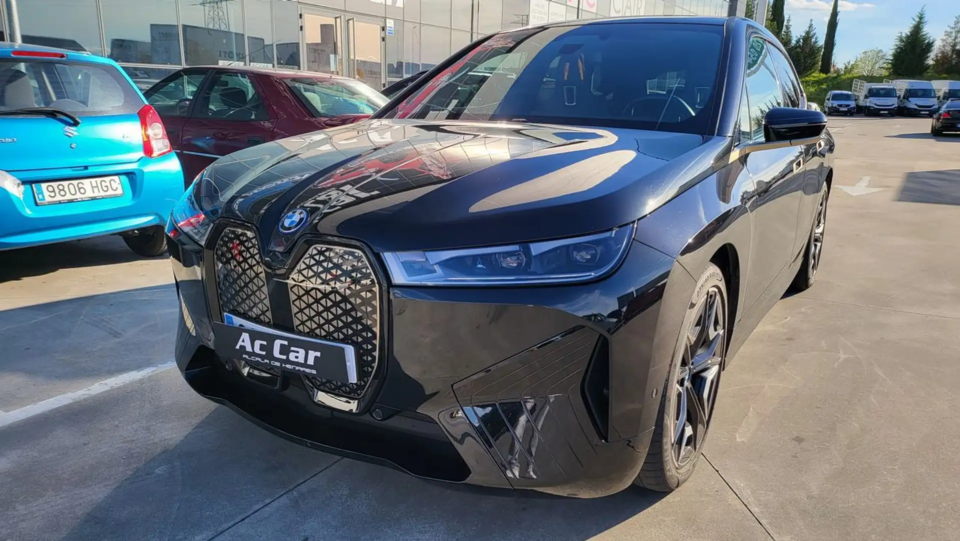 BMW iX xDrive 50 Negro - 2