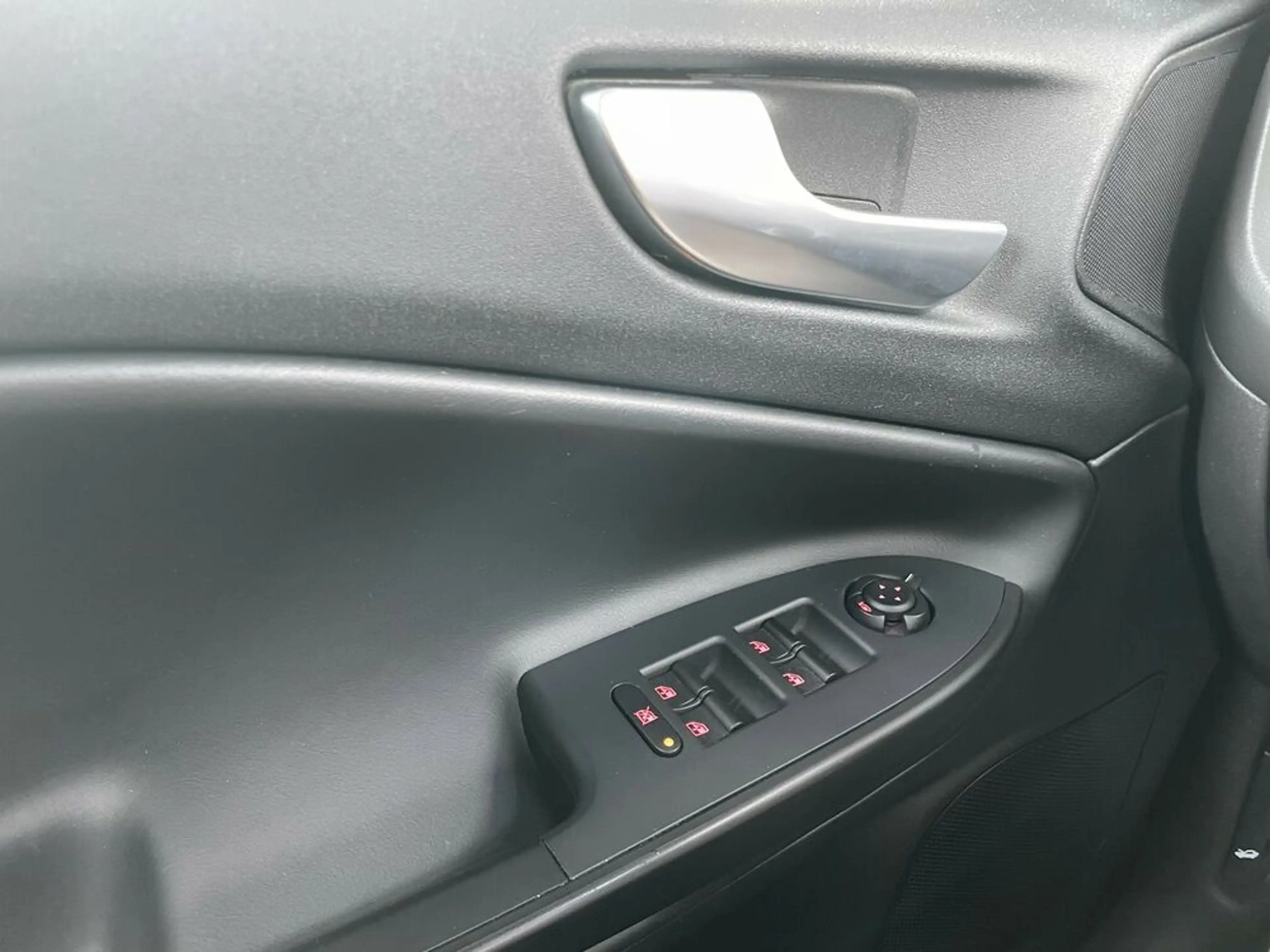 Alfa Romeo Giulietta Super *Bi-Xenon*PDC*Kamera*SitzH*DAB* — photo 15