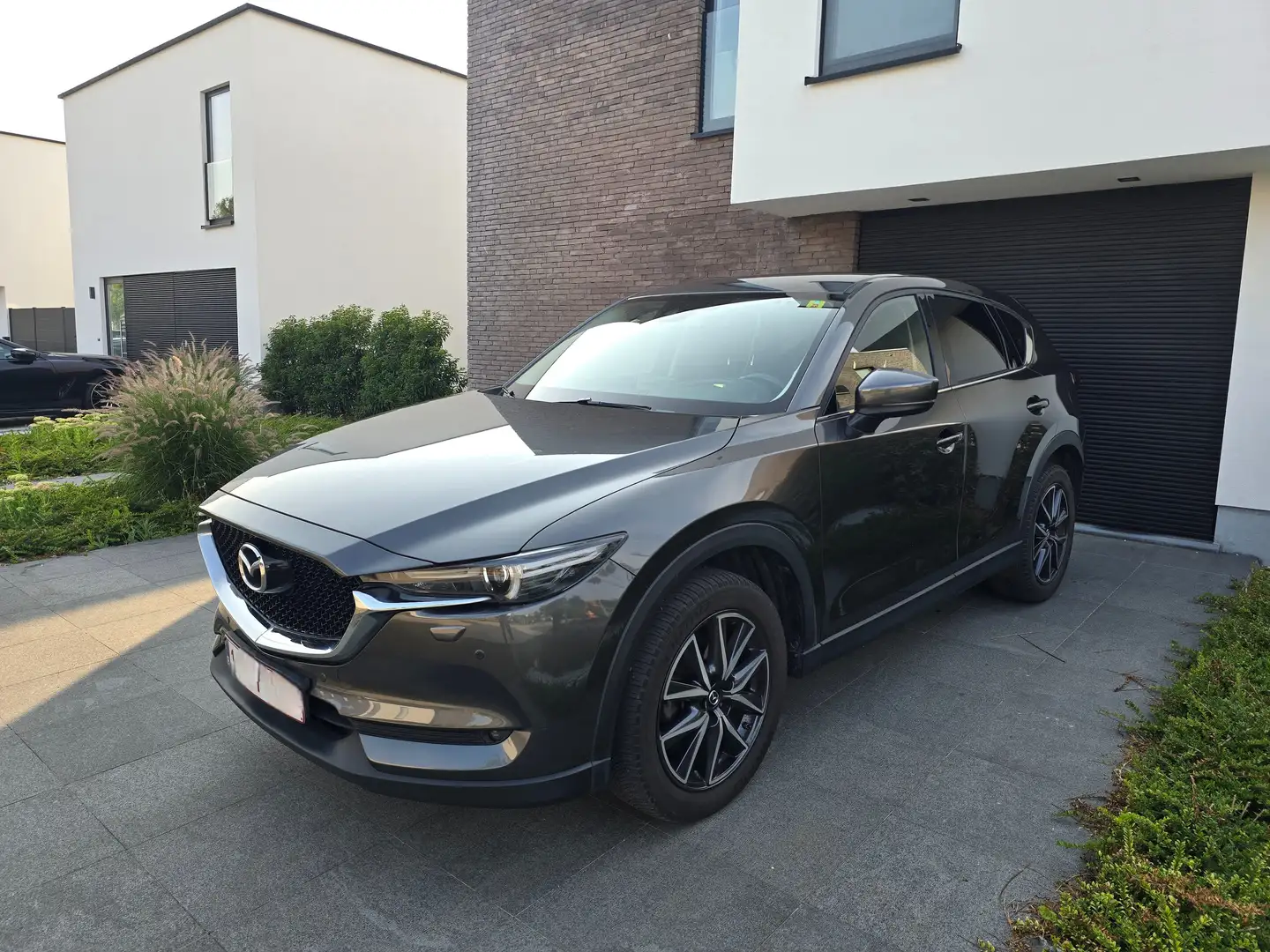 Mazda CX-5 2.0 SKYACTIV-G 6MT 163PK SKYDRIVE PRESTIGE EDITION Gris - 1