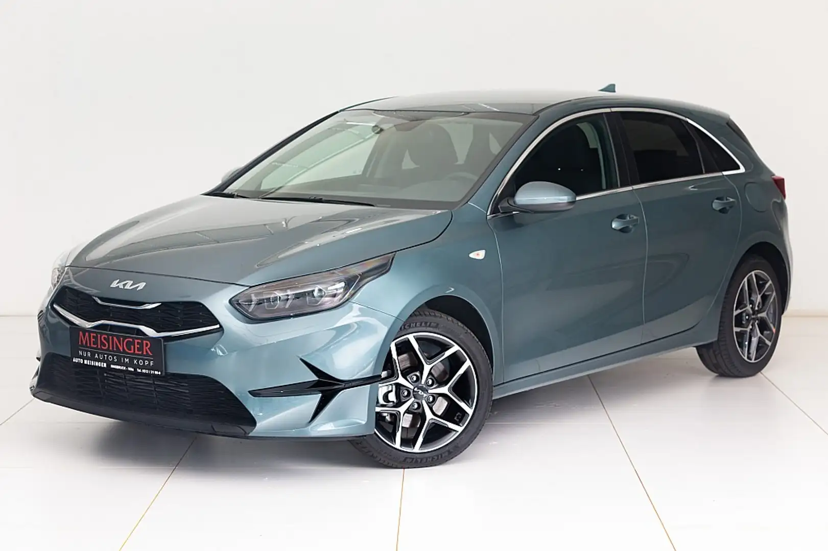 Kia Ceed / cee'd ceed 1,0 T-GDI GPF Silber Grau - 1