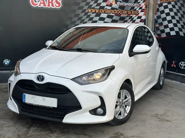 Toyota Yaris 120H 1.5 Active Tech