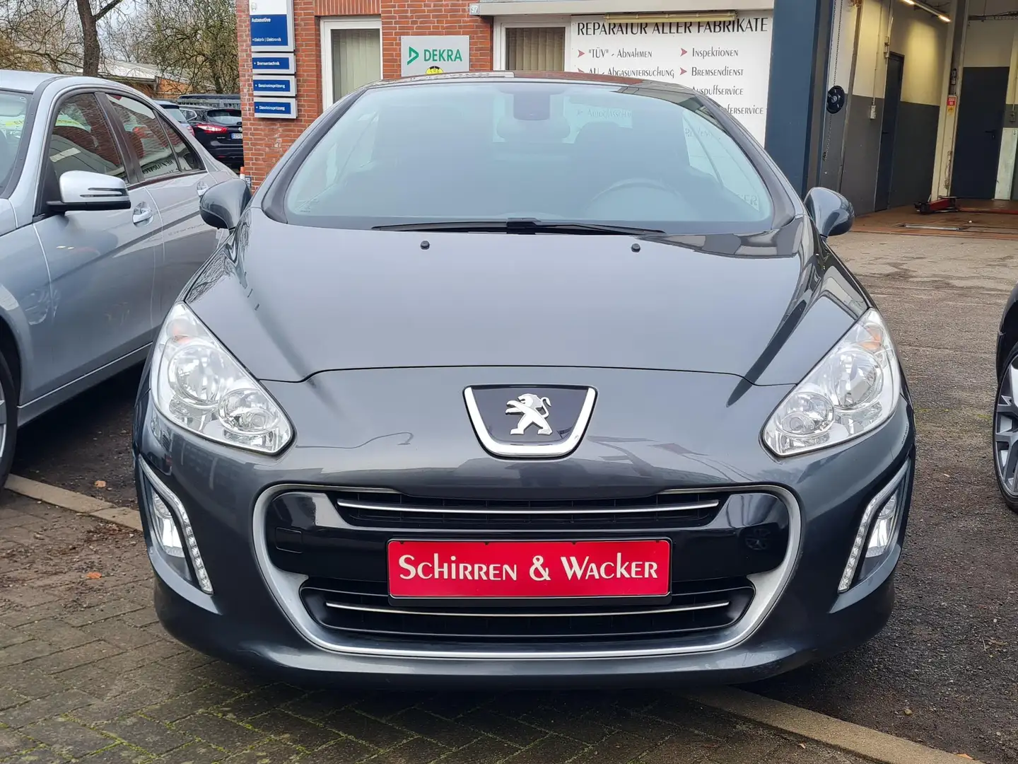Peugeot 308 Active Cabrio - Abgabe nur an Gewerbe/Export Grau - 2