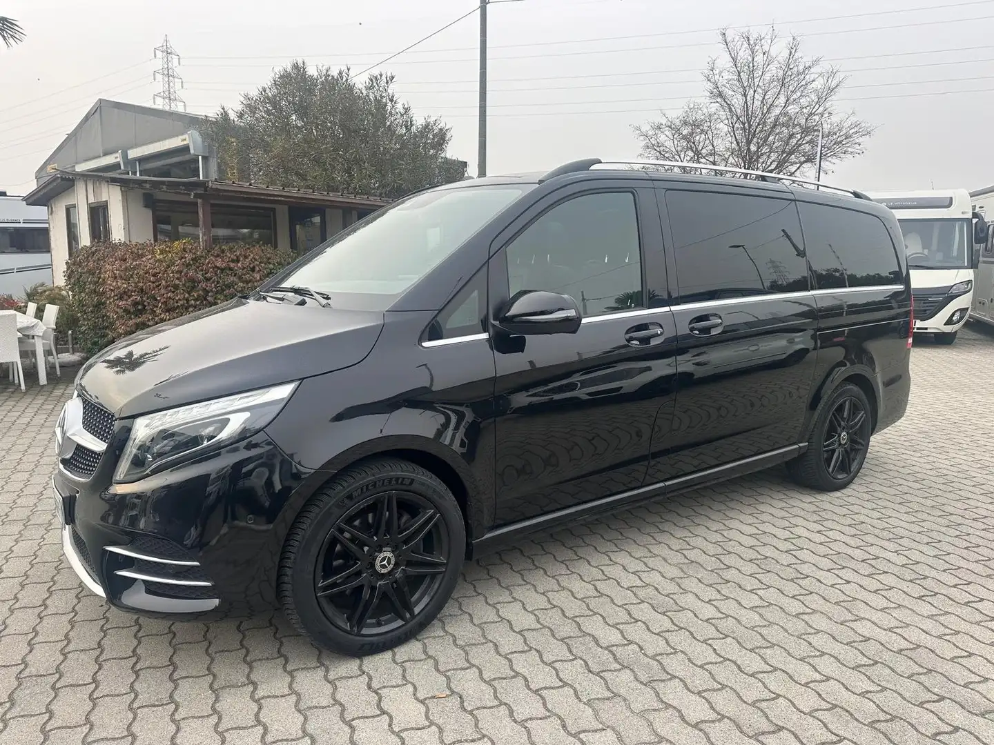 Mercedes-Benz V 300 Classe V - 300 D Exclusive Long 239CV 4x4 PACK AMG Nero - 2