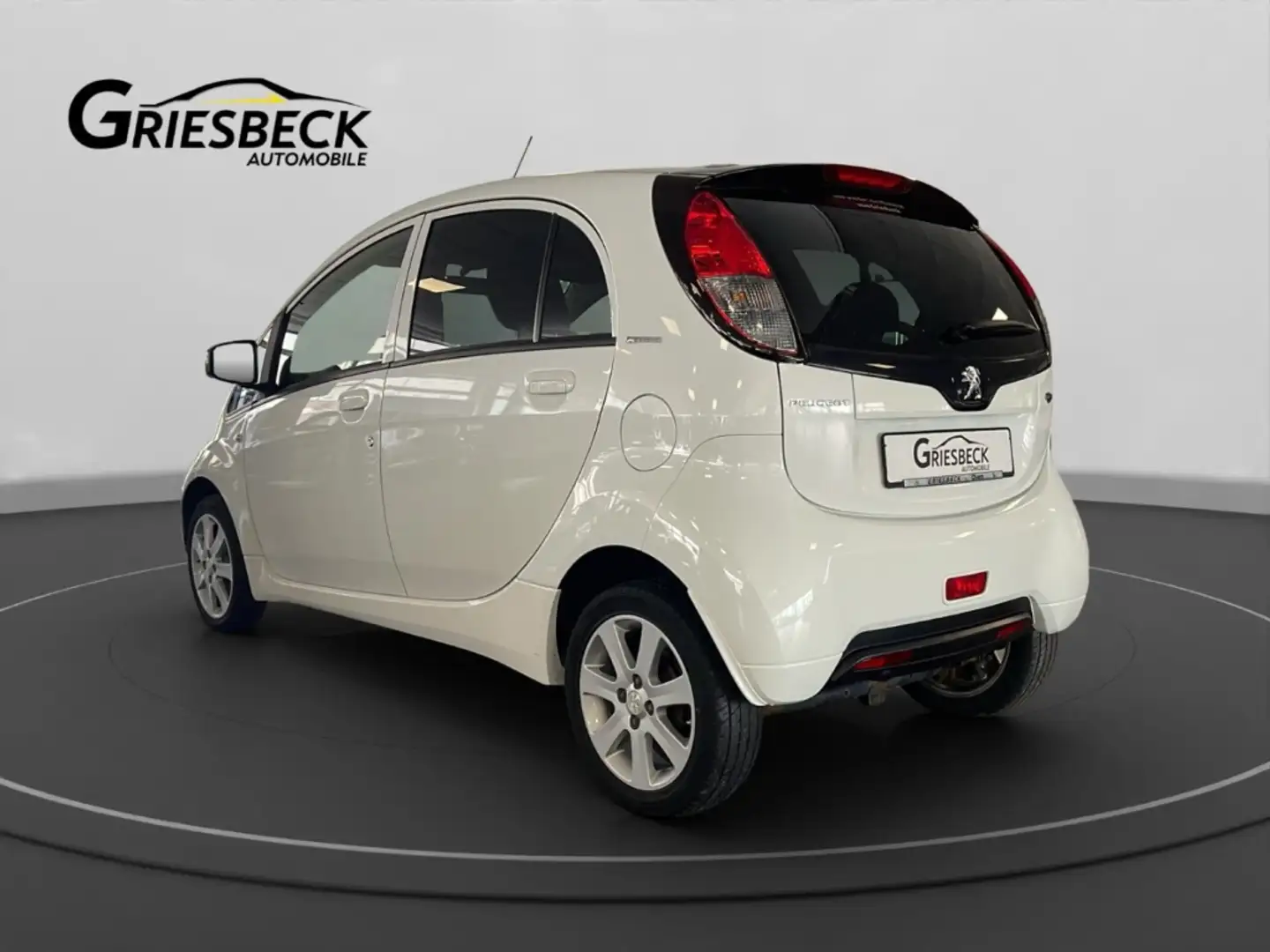 Peugeot iOn Modell 2017 Klimaautom SHZ Tel.-Vorb.Freisprech BT Weiß - 2