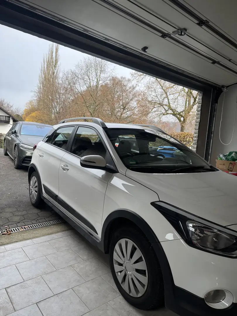Hyundai i20 Trend Active Weiß - 2