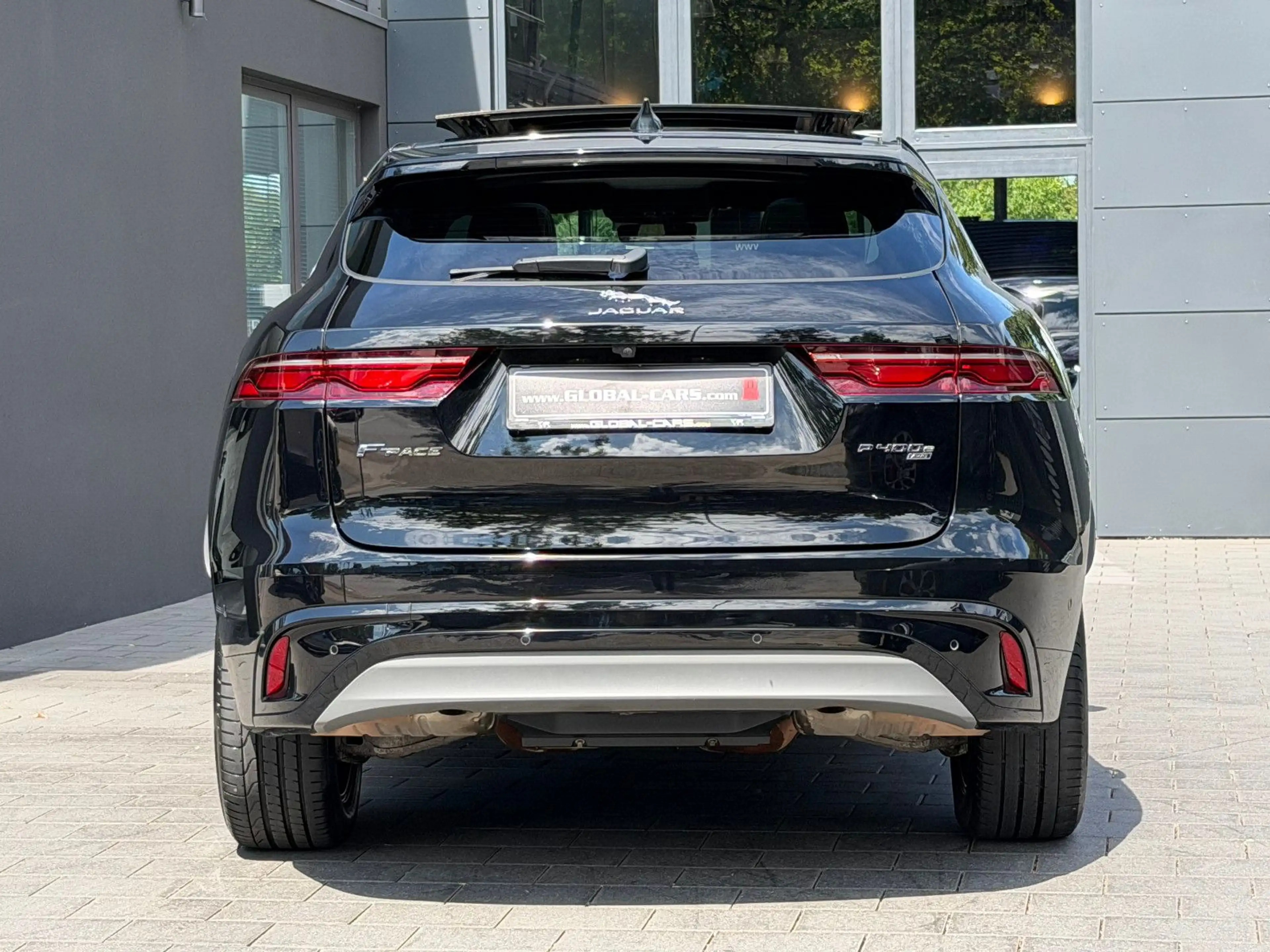 Jaguar F-Pace F-PACE P400e R-DYNAMIC S*ACC*HUD*PIXEL*PANO*20" — photo 15