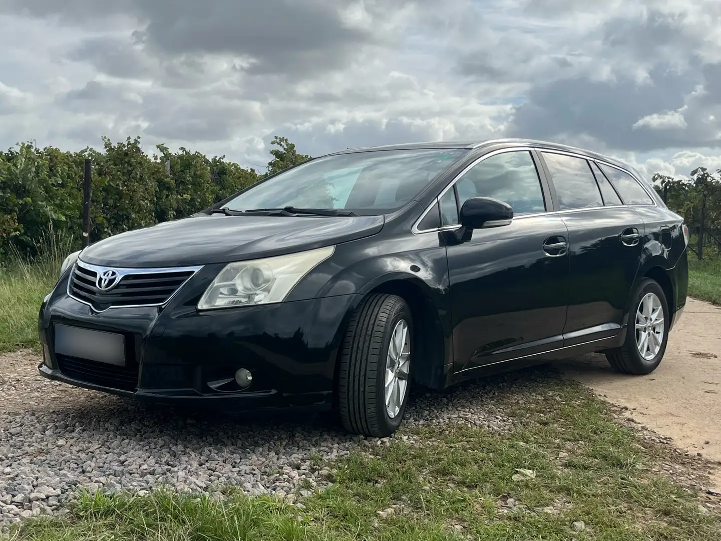 Toyota Avensis Avensis Combi 1.8 Sol Schwarz - 1
