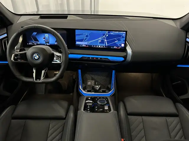 BMW X3 view 9