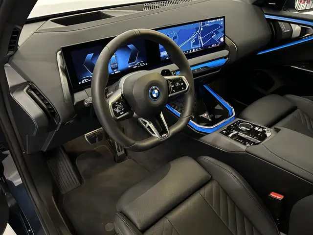 BMW X3 view 7