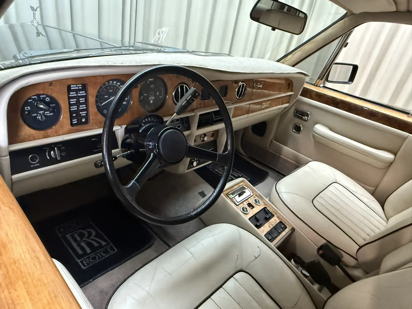 Rolls-Royce Silver Spirit 6.75 Liter V8 / Slechts 74.793 km / Volledig Roest Zwart - 2