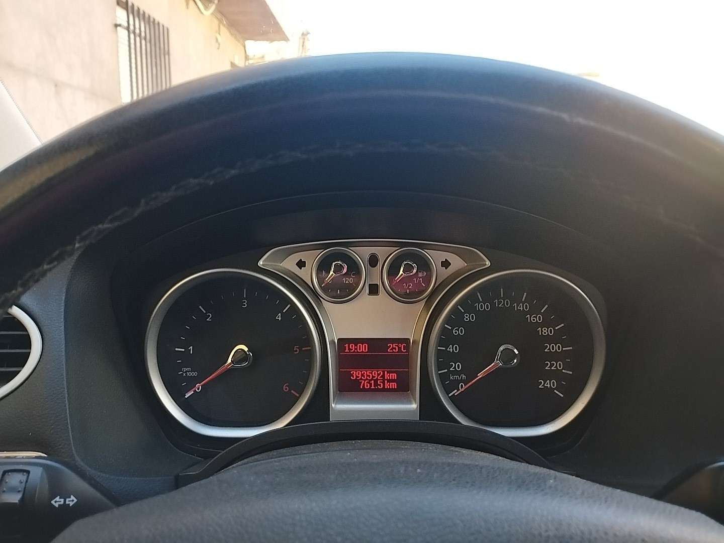 Ford Focus 1.6TDCi Trend - foto 1