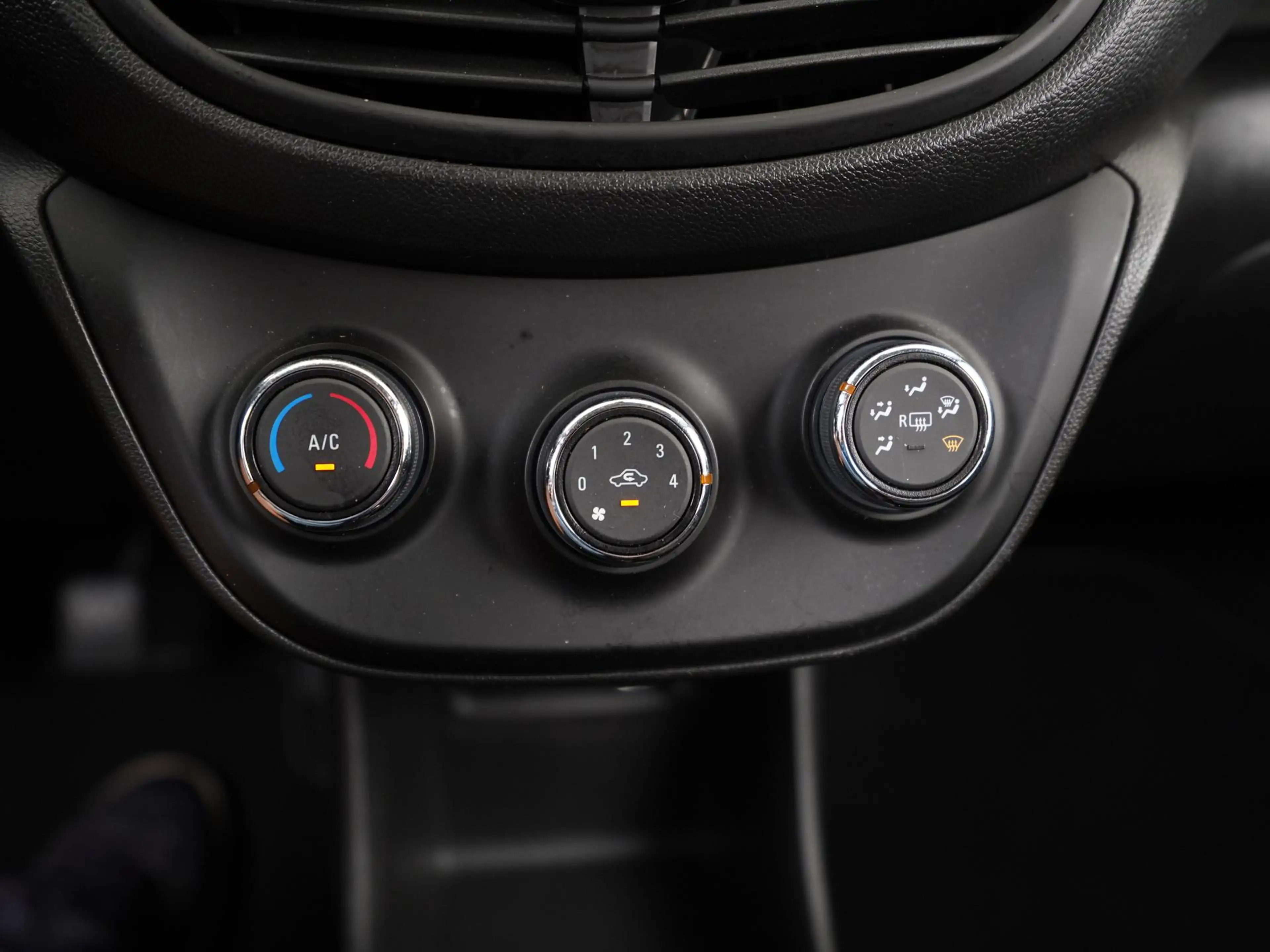 Opel Karl 1.0 ecoFLEX 120 Jaar Edition | Airco | Bluetooth | — photo 11