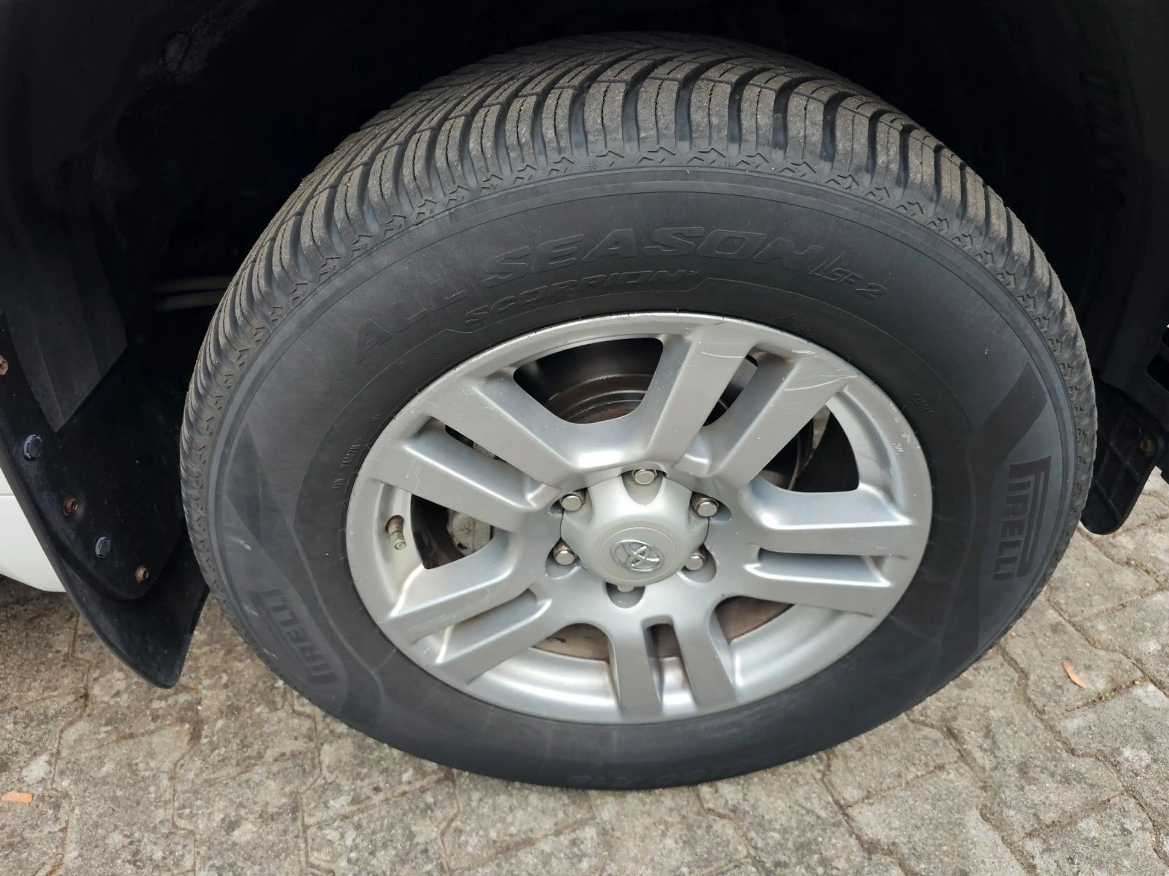 Toyota Land Cruiser Xenon Keyless Kamera 7 Sitzer — photo 14