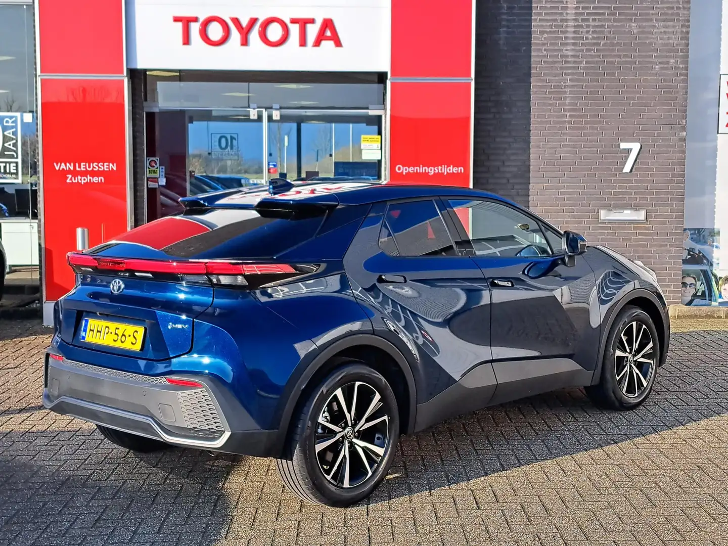Toyota C-HR 1.8 Hybrid 140 Dynamic BLIND-SPOT DIGITALE TELLERS Bleu - 2