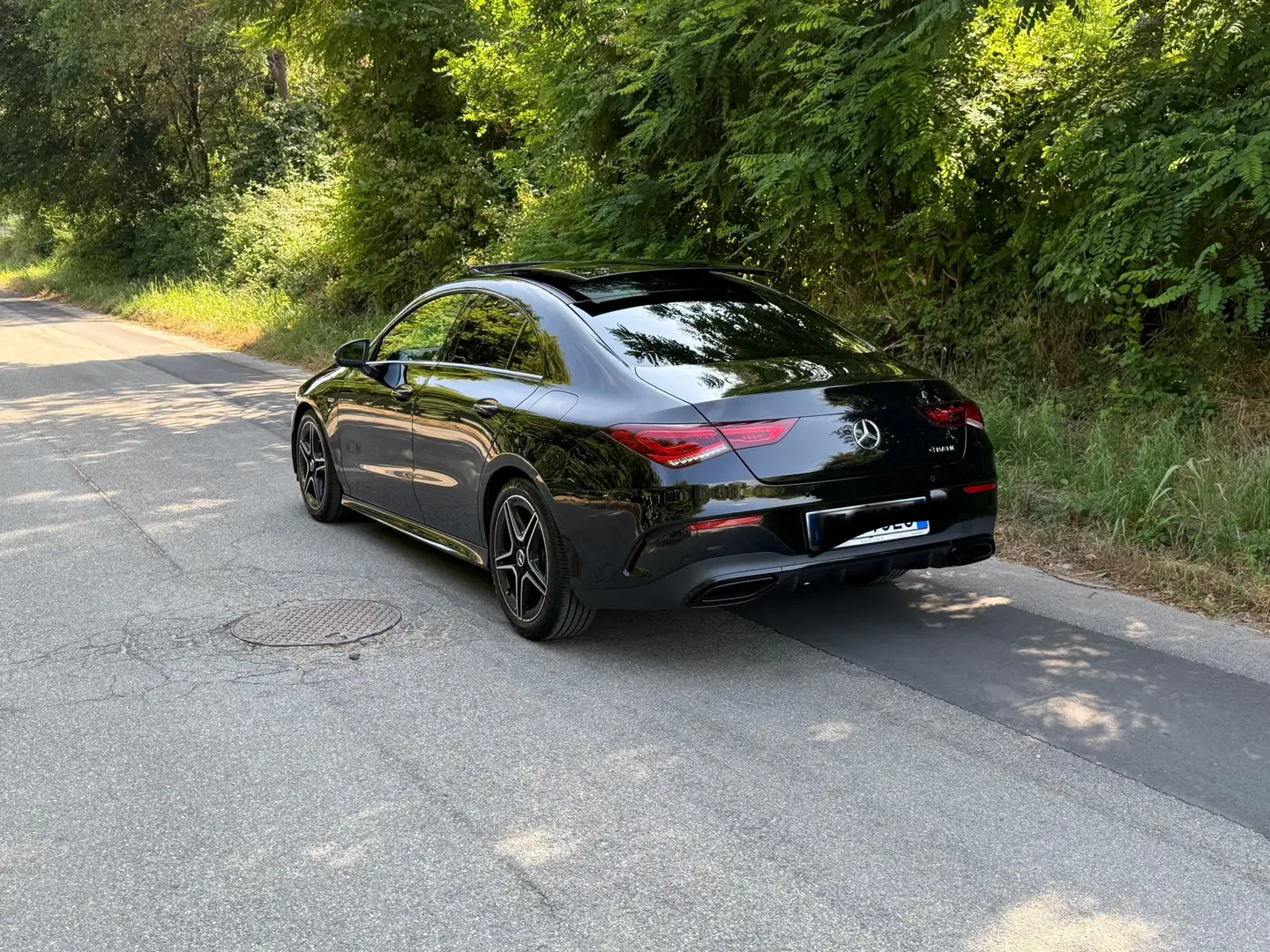 Mercedes-Benz CLA 200 200 d Night edition 4matic Nero - 2