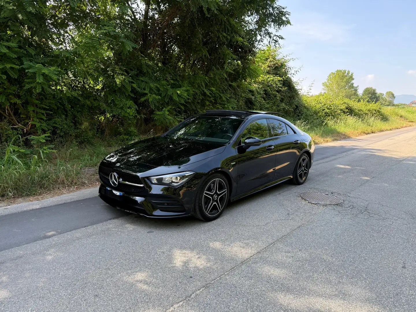 Mercedes-Benz CLA 200 200 d Night edition 4matic Nero - 1