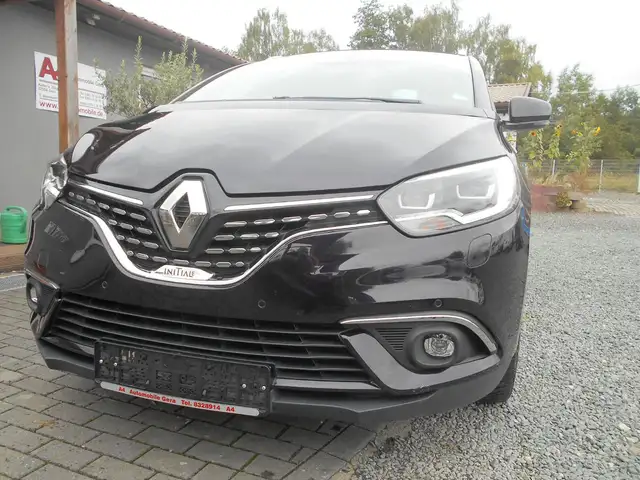 Renault Scenic IV Grand Initiale Paris