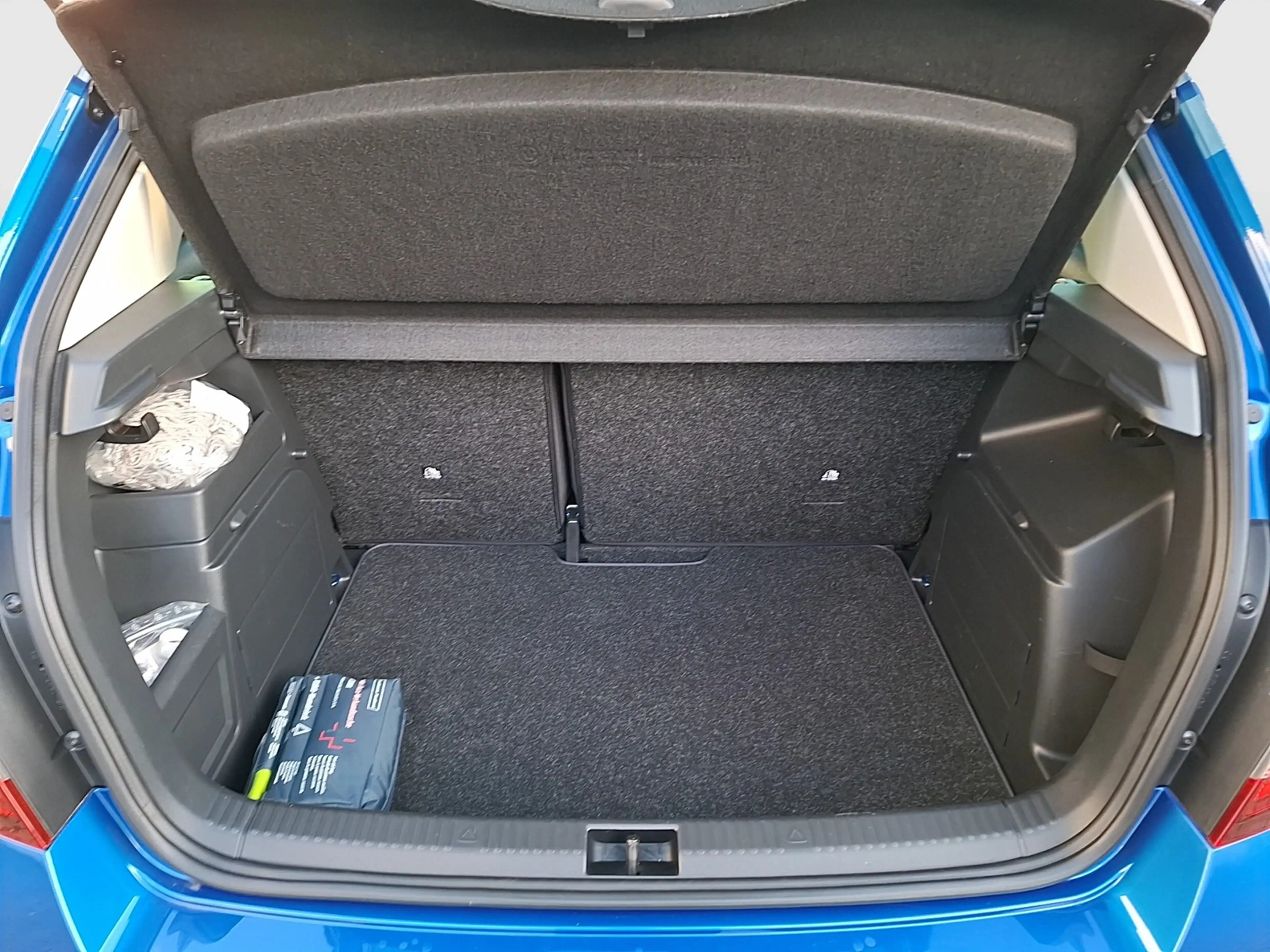 Skoda Fabia TSI Best of Clever LED Navi ACC PDC SHZ LM — photo 13