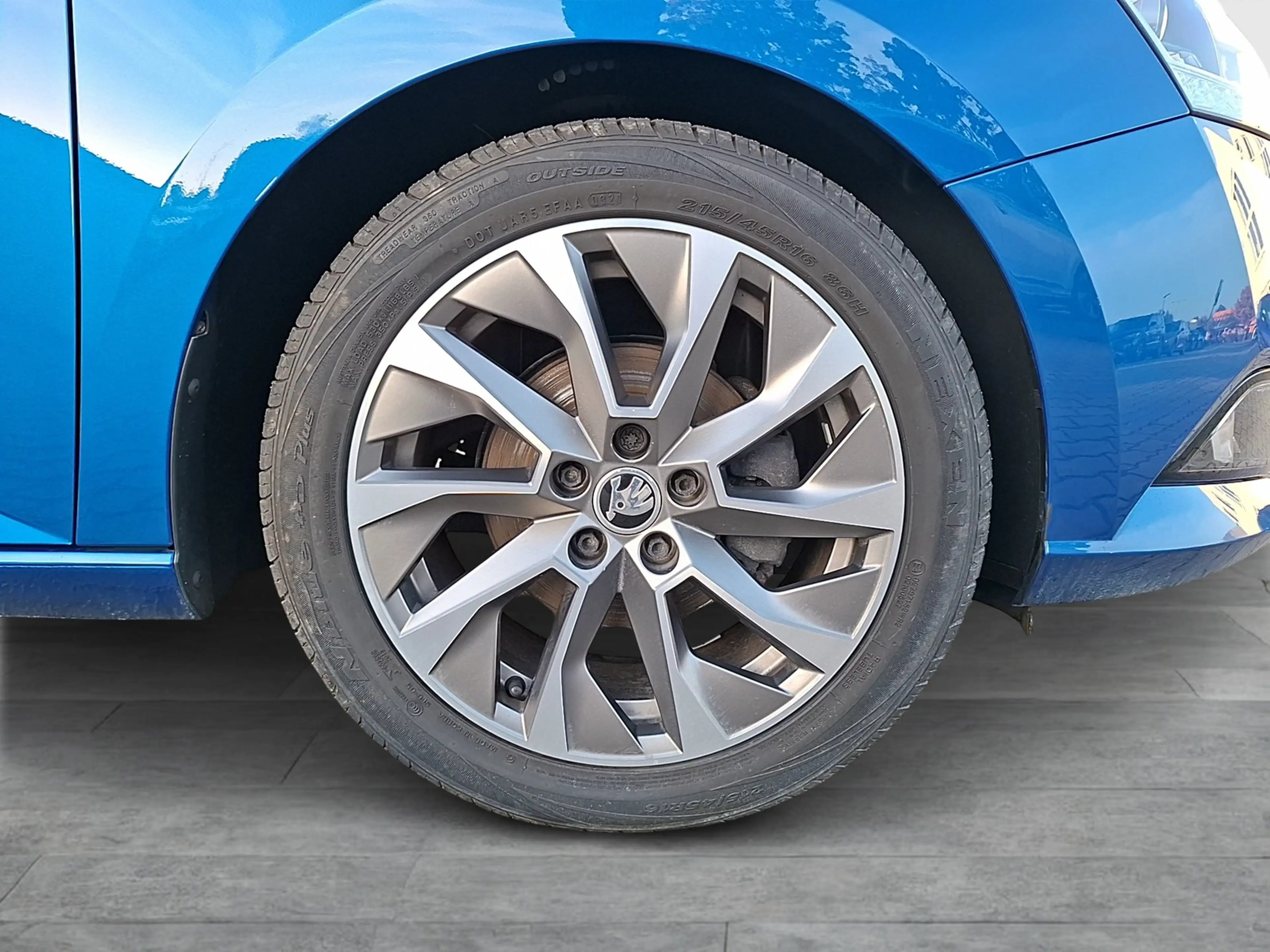 Skoda Fabia TSI Best of Clever LED Navi ACC PDC SHZ LM — photo 7