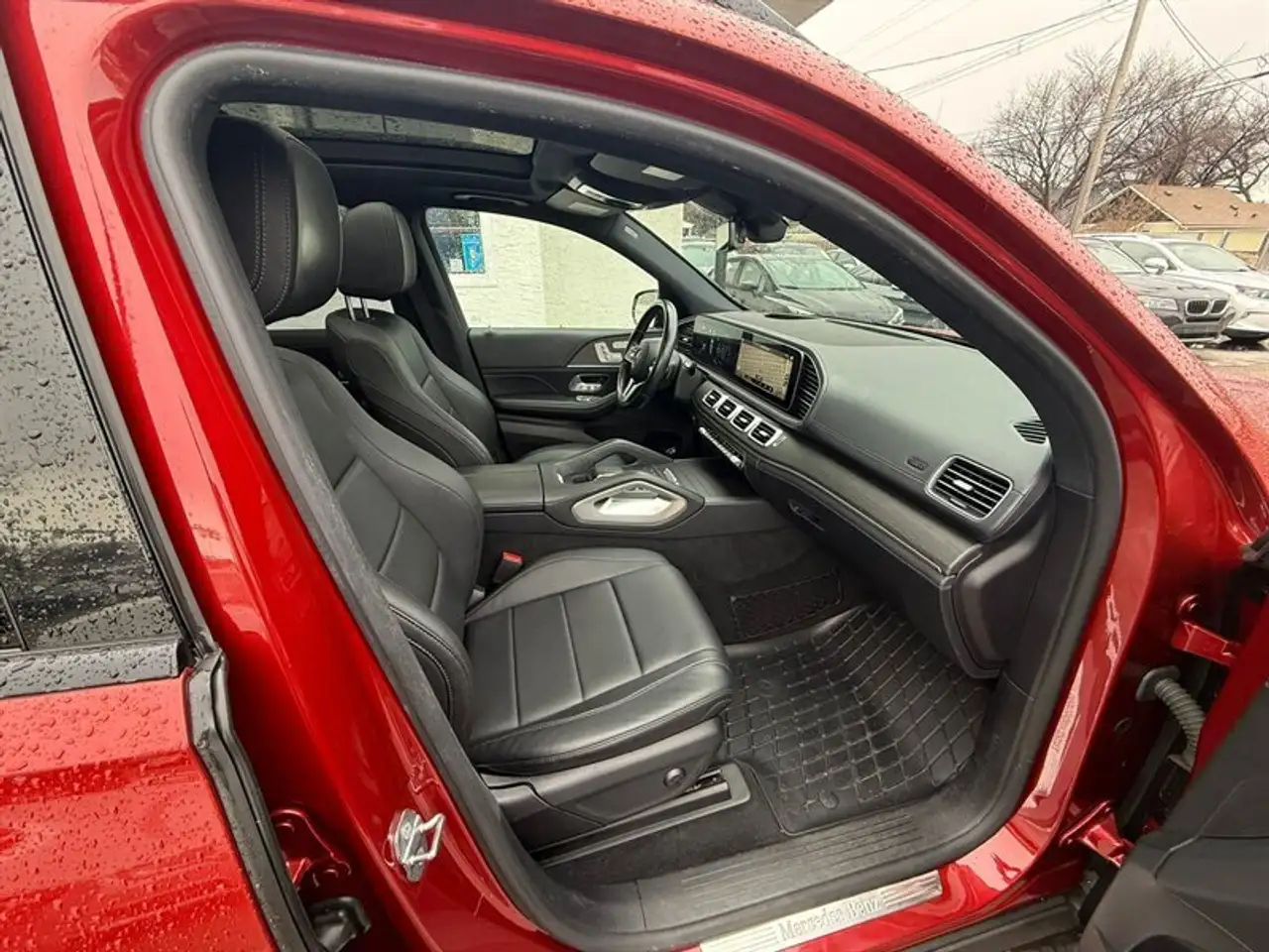 Mercedes-Benz GLE снимка Mercedes-Benz GLE
