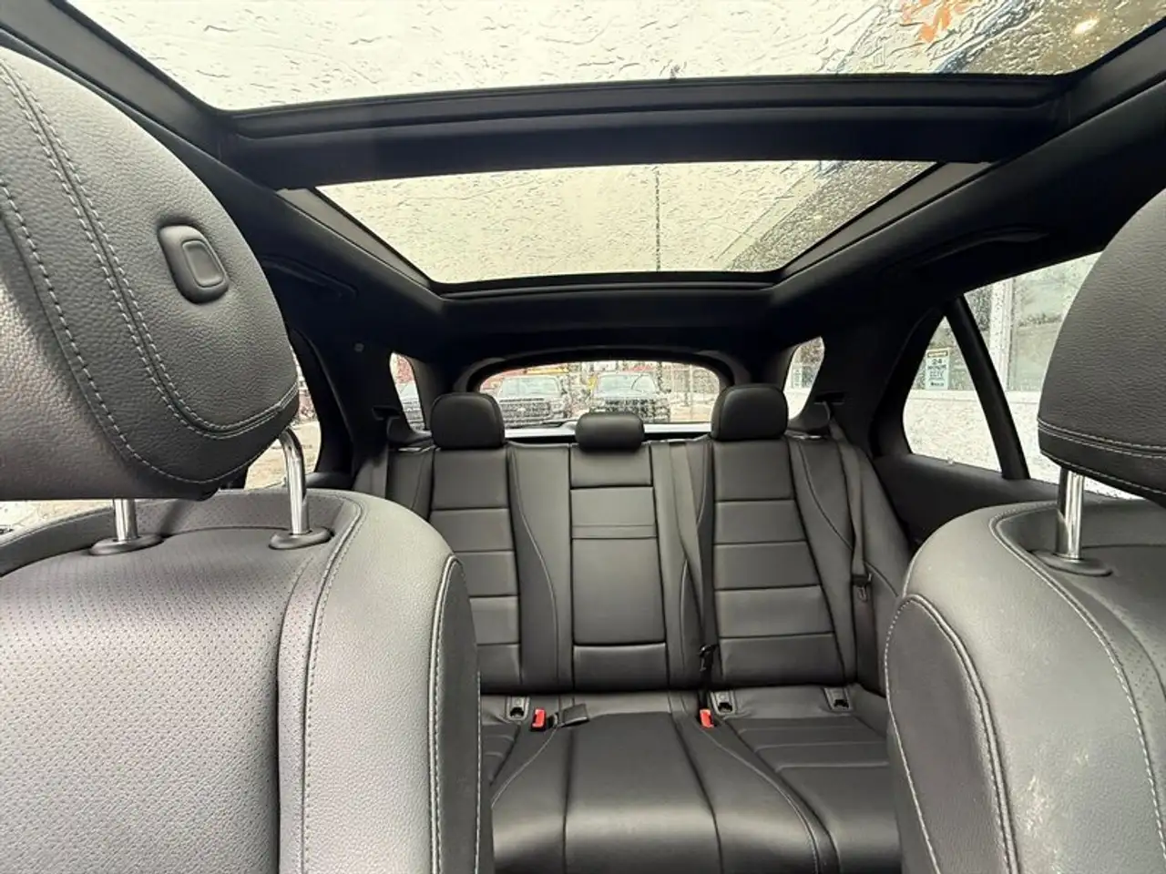 Mercedes-Benz GLE снимка Mercedes-Benz GLE
