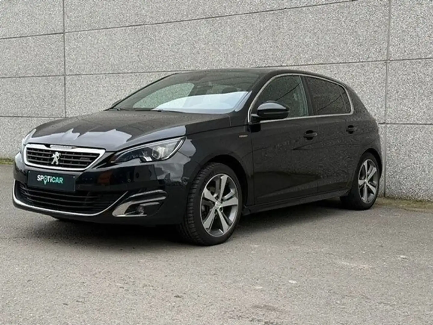 Peugeot 308 *GPS*CAMERA*17 INCH* 1.2 BENZ GT LINE Zwart - 1