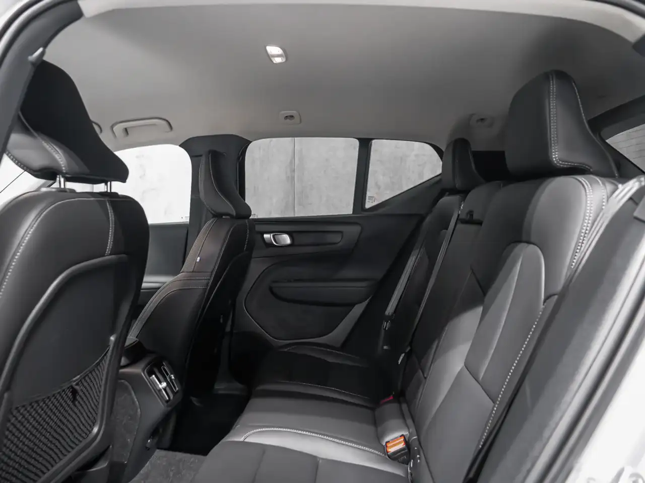 Volvo XC40 снимка Volvo XC40
