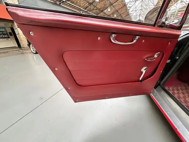 Austin 3000 MK view 14