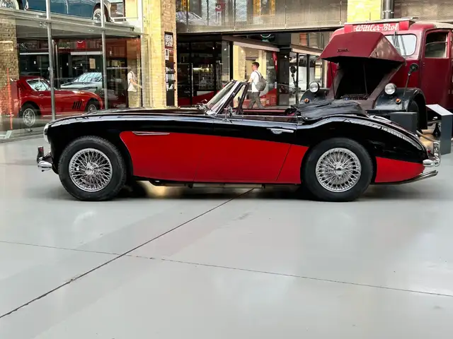 Austin 3000 MK view 8