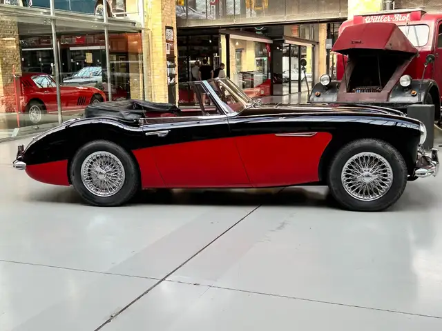 Austin 3000 MK view 4