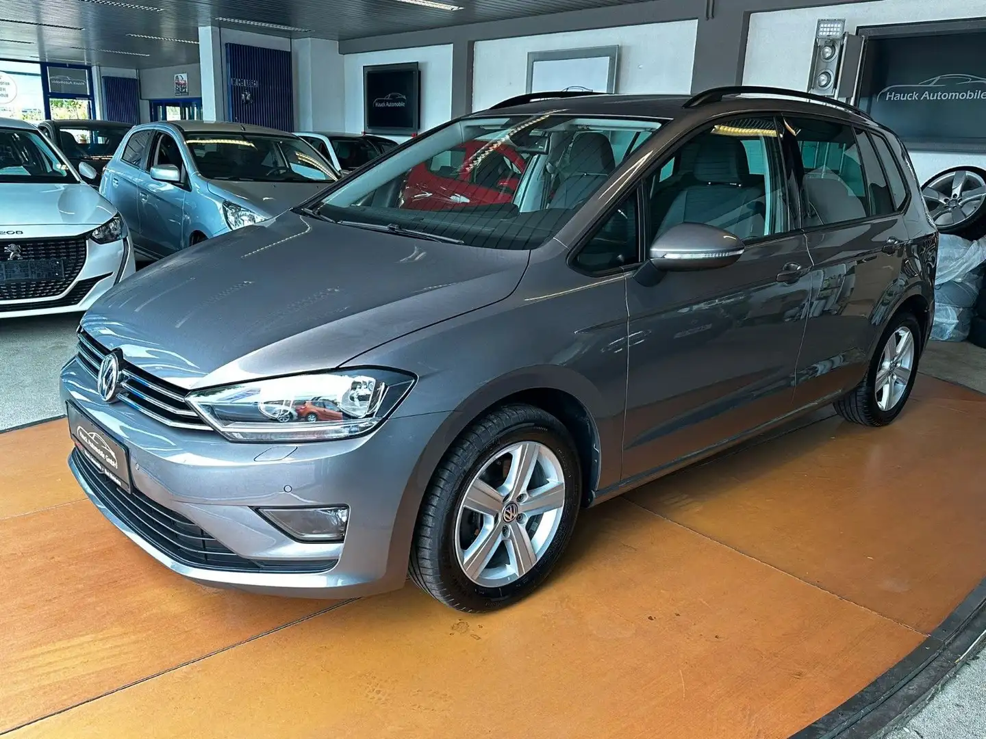 Volkswagen Golf Sportsvan VII DSG/NAVI/SHZ/PDC/START&STOP Grey - 1