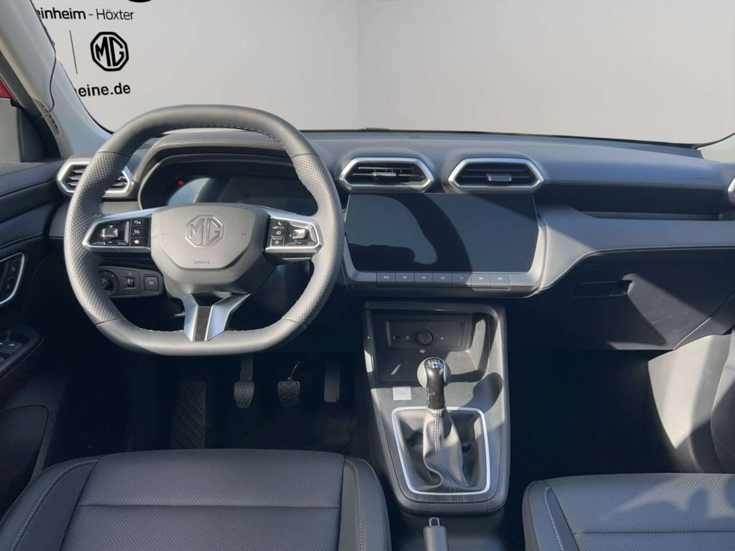 Fahrzeugabbildung MG ZS ICE 1.5 COM *KLIMA *CARPLAY *PDC *NAVI - mit KI generiert/bearbeitet