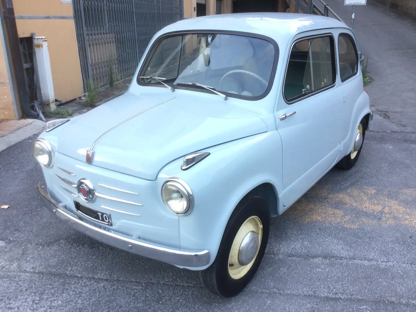 Fiat 600 Vetri Scorrevoli Blau - 1