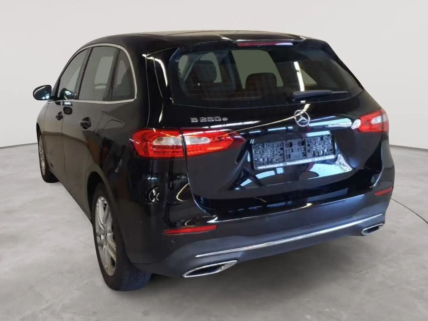 Mercedes-Benz B 250 B 250 e 8G-DCT Progressive Leder SHZ APP Černá - 2