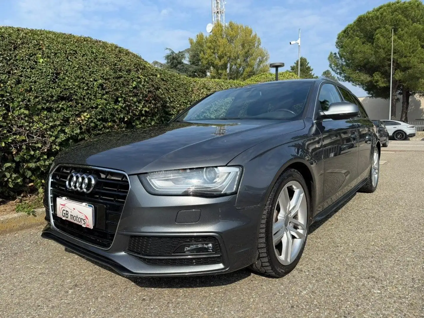 Audi A4 Avant 2.0 TDI 150 CV multitronic S line NAV - XENO Grijs - 2