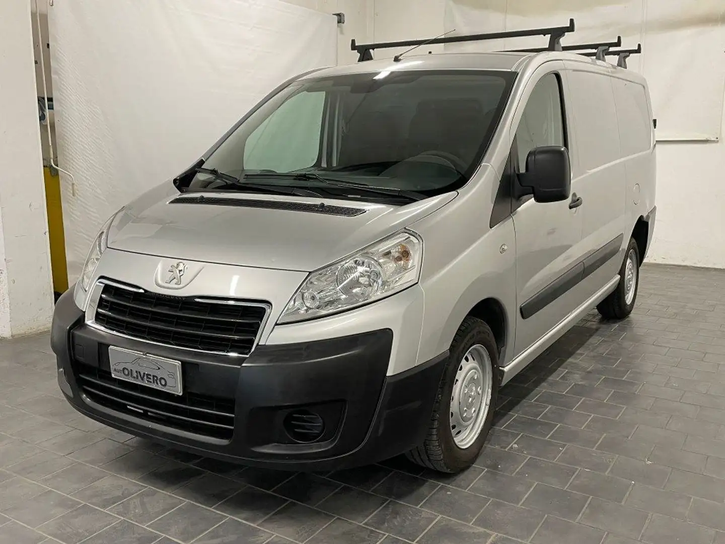 Peugeot Expert 2.0 HDi 125CV PASSOLUNGO 12Q Furgone 3PTI Gris - 2
