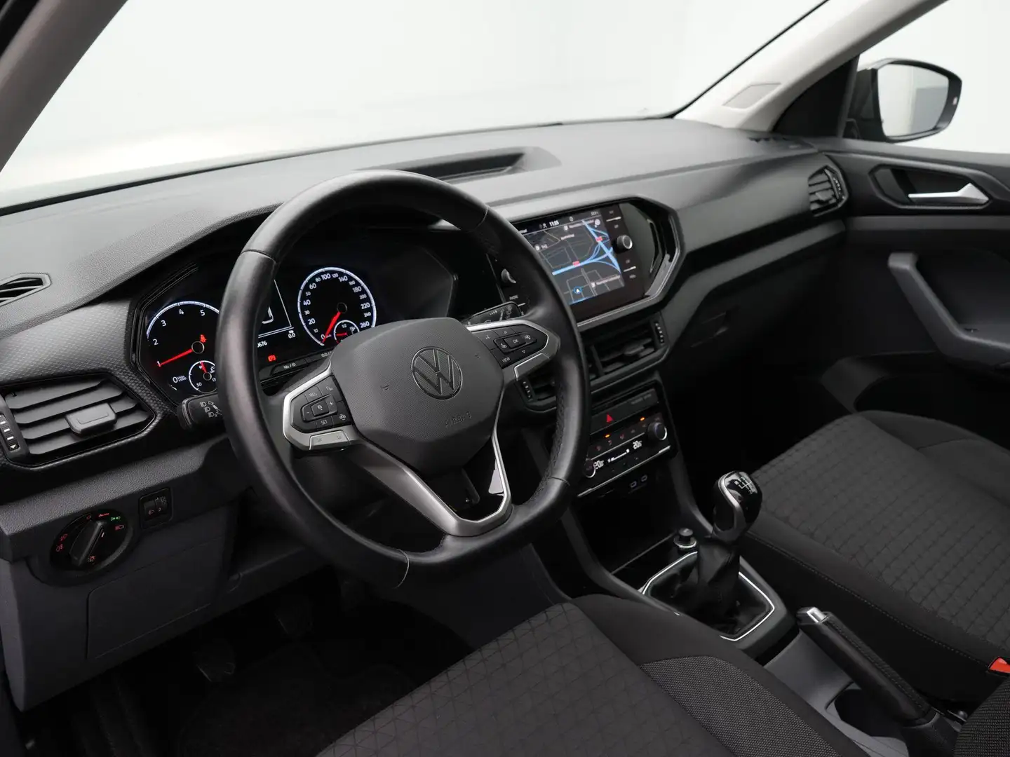 Volkswagen T-Cross 1.0 TSI 95 pk Life Business | Parkeersensoren voor Gris - 2