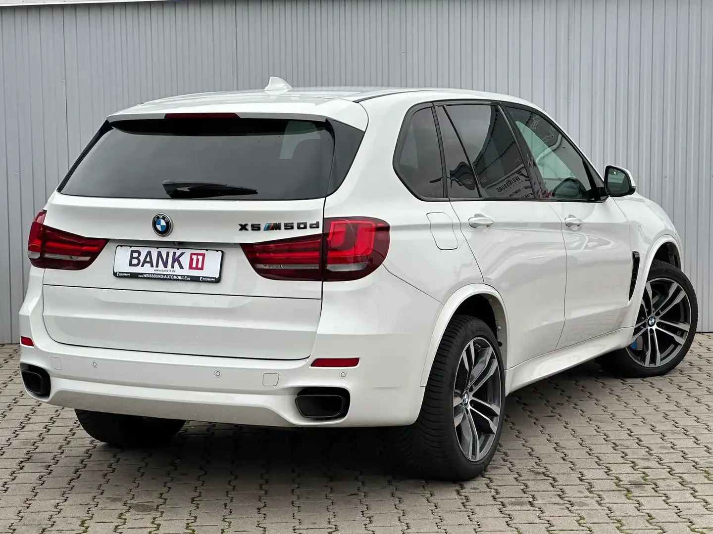 BMW X5 M M50d Weiß - 2