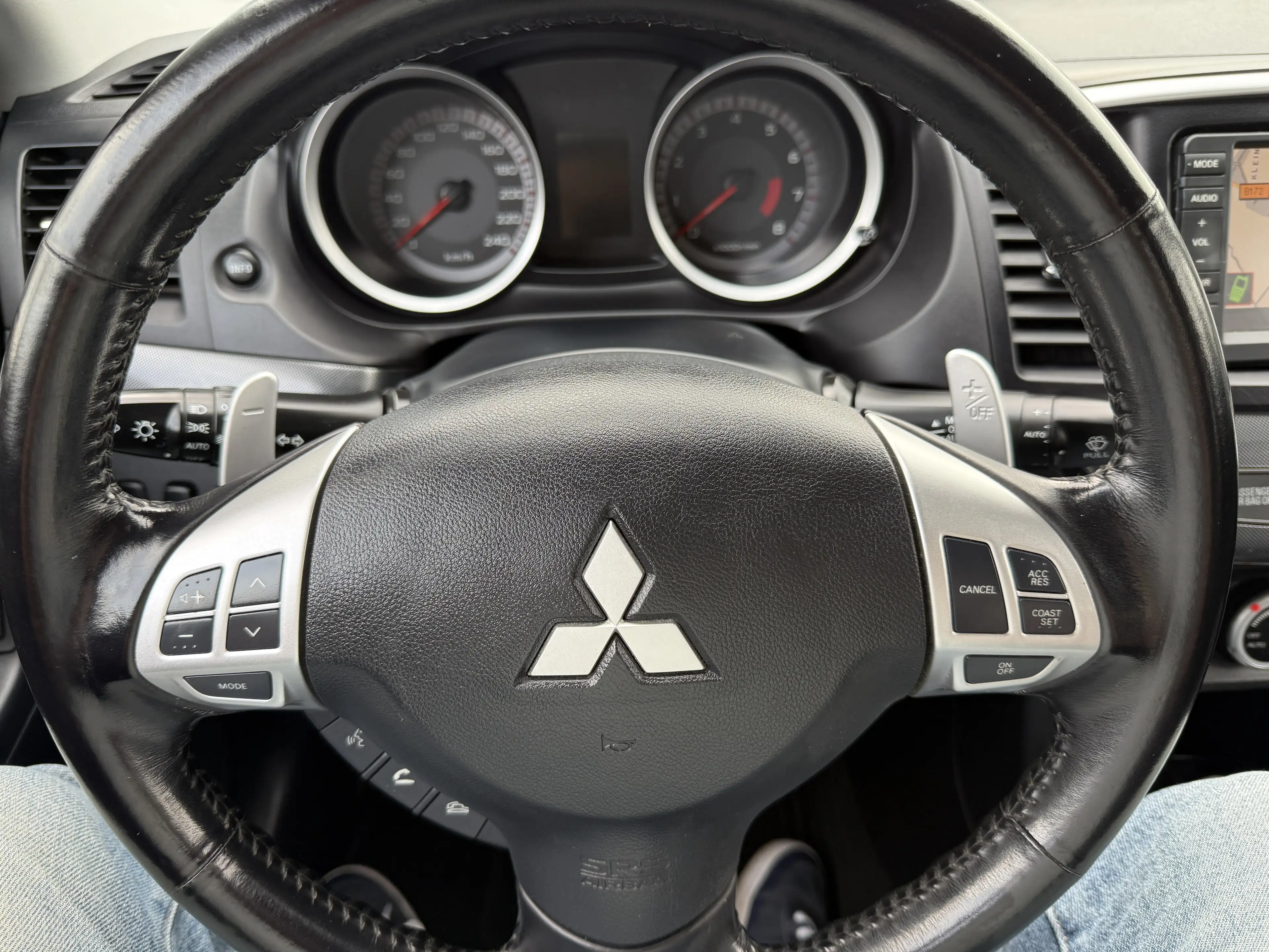 Mitsubishi Lancer Instyle,Automatik,Leder,Navi,Xenon — photo 10