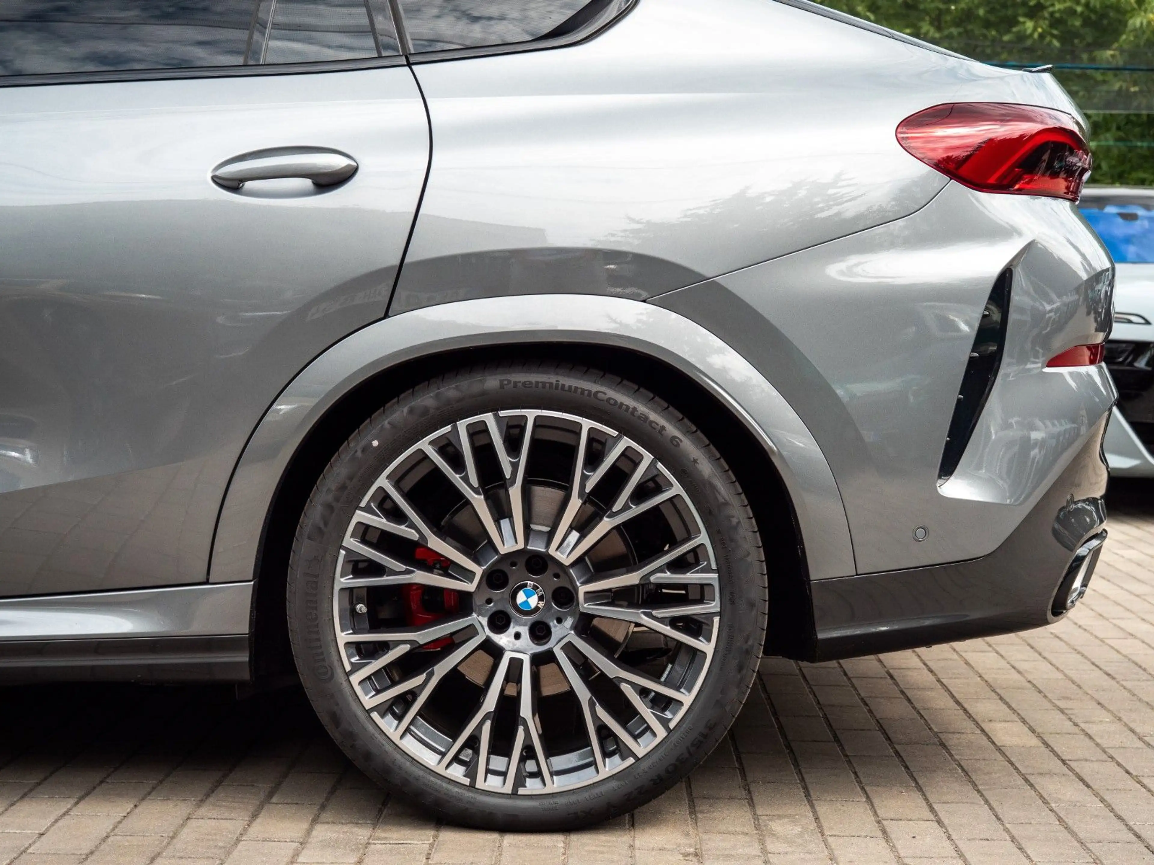 BMW X6 40d M SPORT.LUFTFE.PANO.DR.ASS.H/K.360°.AHK — photo 12