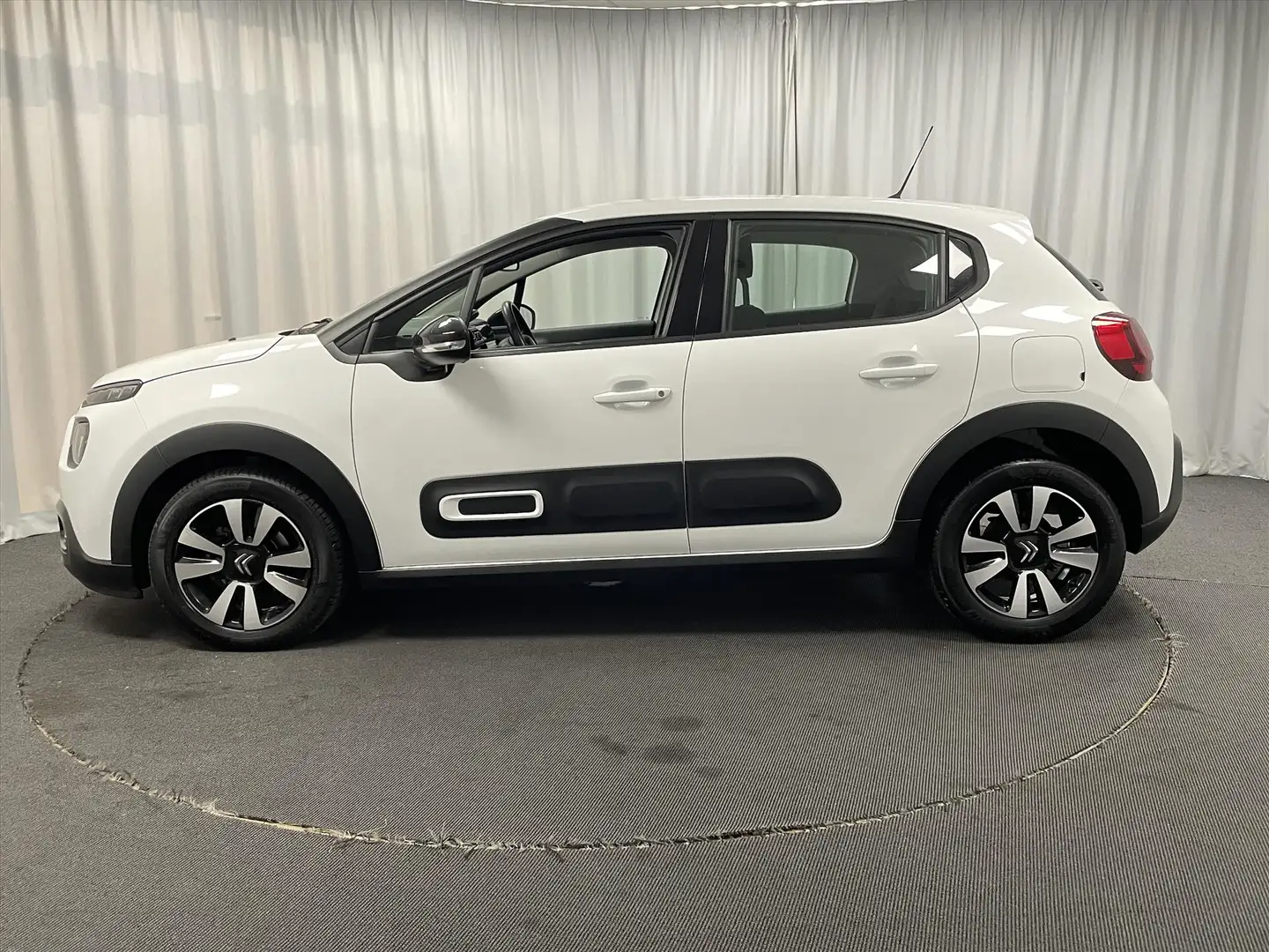 Citroen C3 SHINE Autom. 110pk Navi+Carplay | Parkeerhulp | LM Wit - 2
