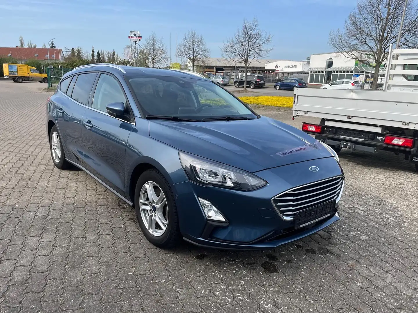 Ford Focus Turnier Cool & Connect Totw/Allw/LMF!! Blau - 2